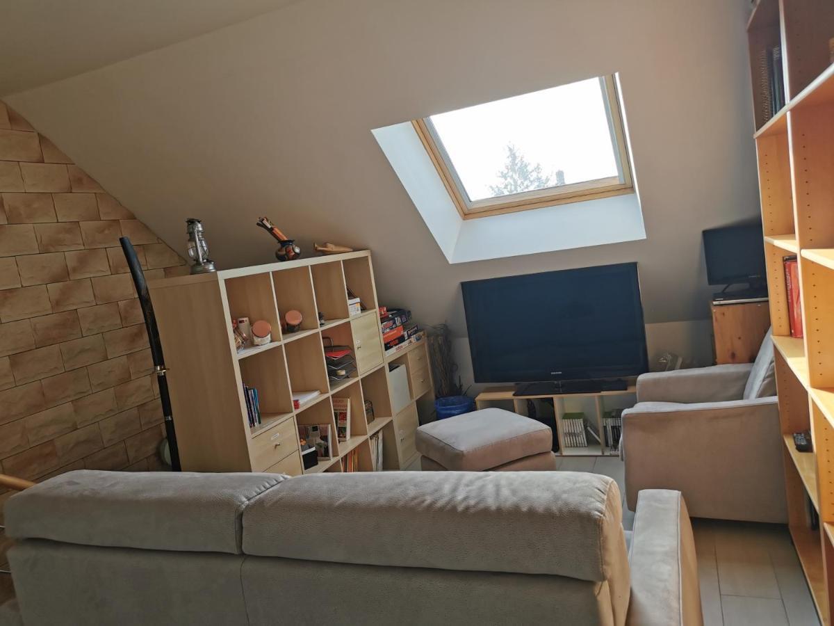 Bed and Breakfast Laurilia Saint-Romain-sur-Cher Экстерьер фото