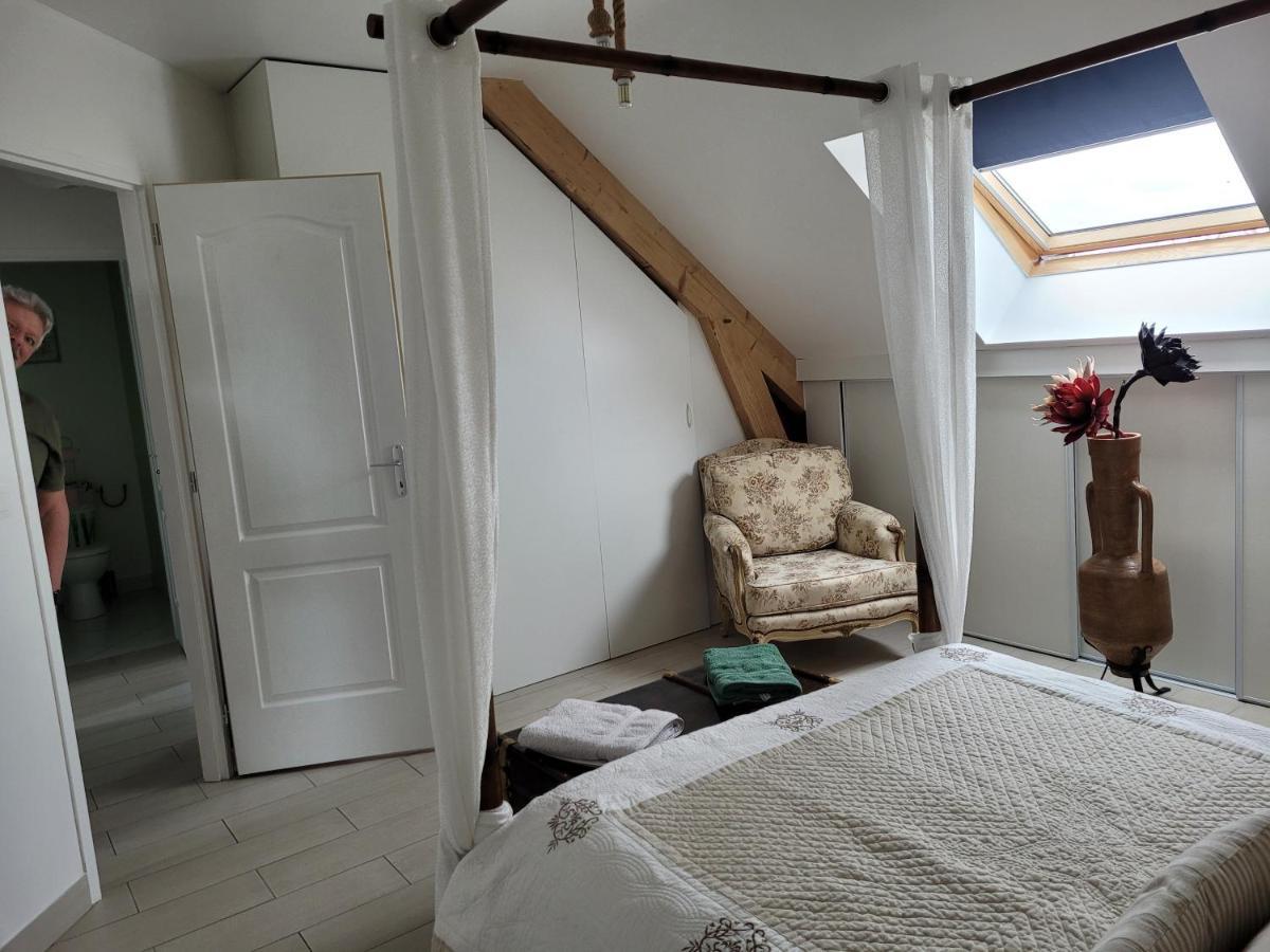 Bed and Breakfast Laurilia Saint-Romain-sur-Cher Экстерьер фото